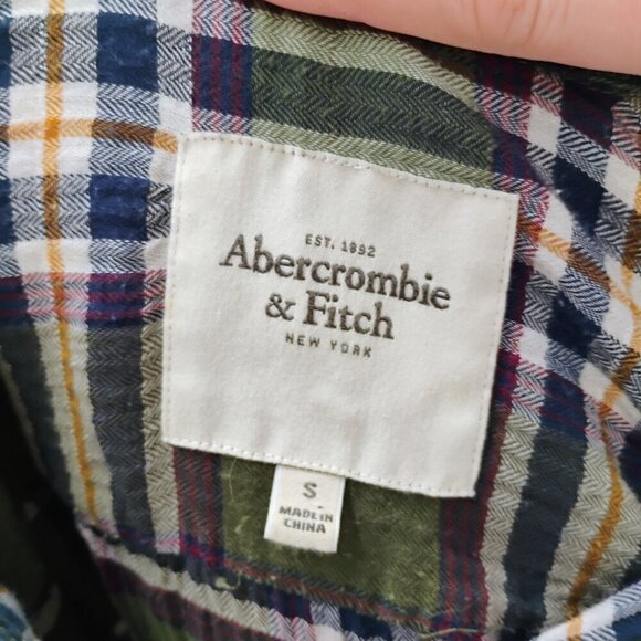 Abercrombie & Fitch Women's Olive Green Plaid Button Up Boyfriend Shirt flannel - Picture 2 of 11
